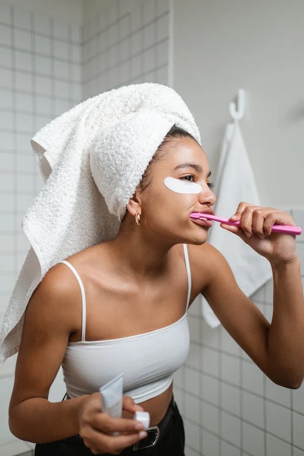 Should You Brush Your Teeth Before or After Breakfast