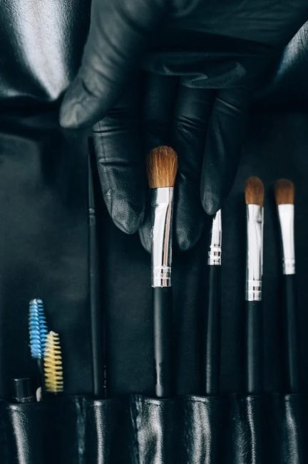 Eyeshadow Brushes for Beginners