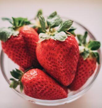 Strawberry Face Mask DIY