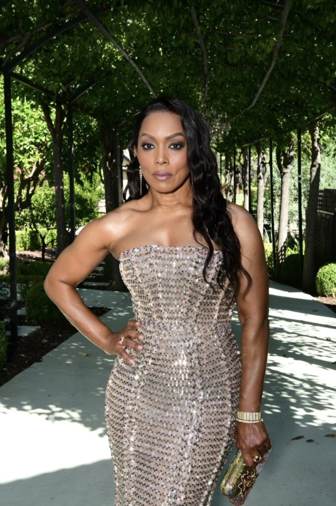 Get Angela Bassett Award Season Makeup Using Danessa Myricks Beauty